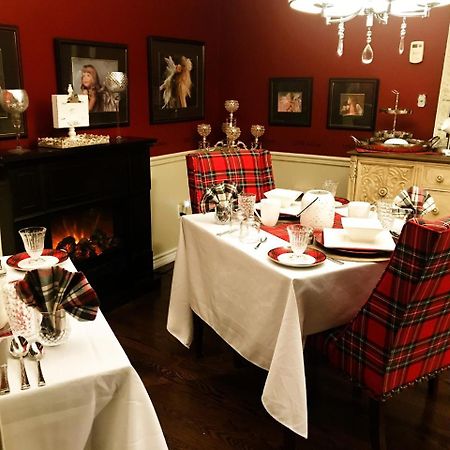 The Tartan House Bed & Breakfast Ajax Buitenkant foto