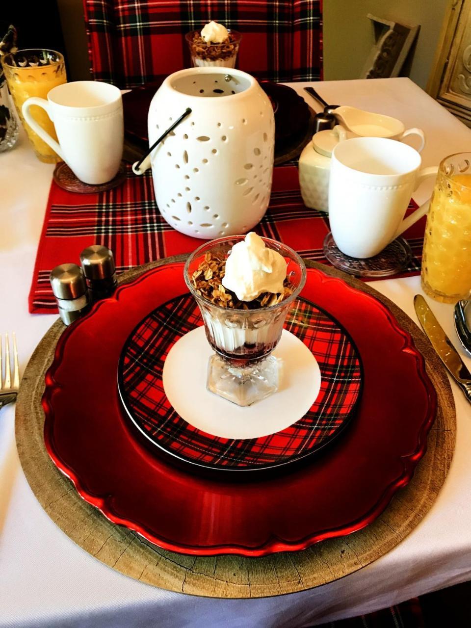 The Tartan House Bed & Breakfast Ajax Buitenkant foto