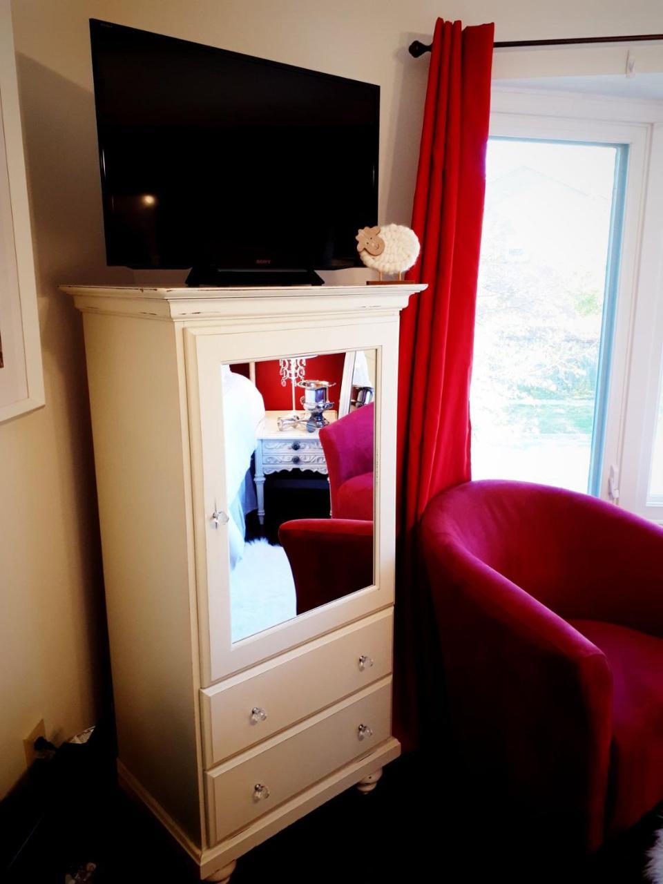 The Tartan House Bed & Breakfast Ajax Buitenkant foto